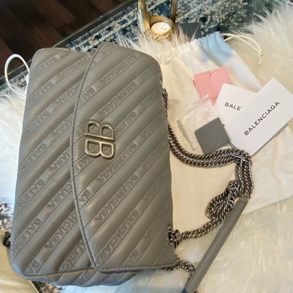 Balenciaga Chain Shoulder bag